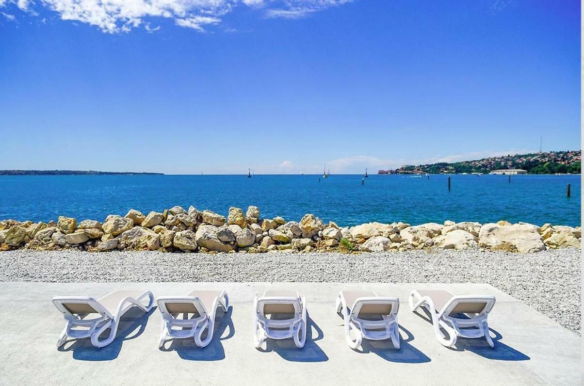 Stella Blue Floating House Portoroz Hotel Bagian luar foto