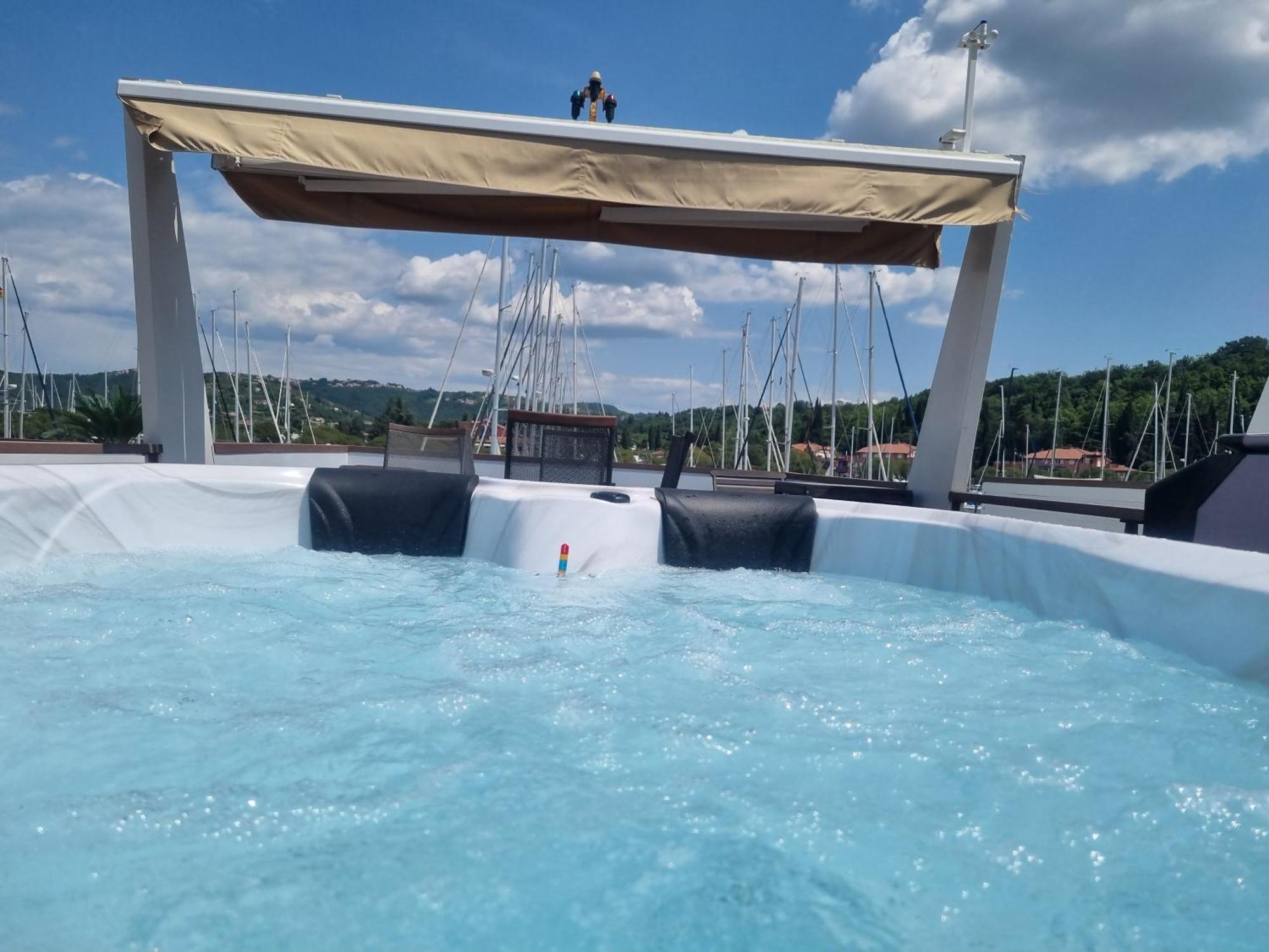Stella Blue Floating House Portoroz Hotel Bagian luar foto